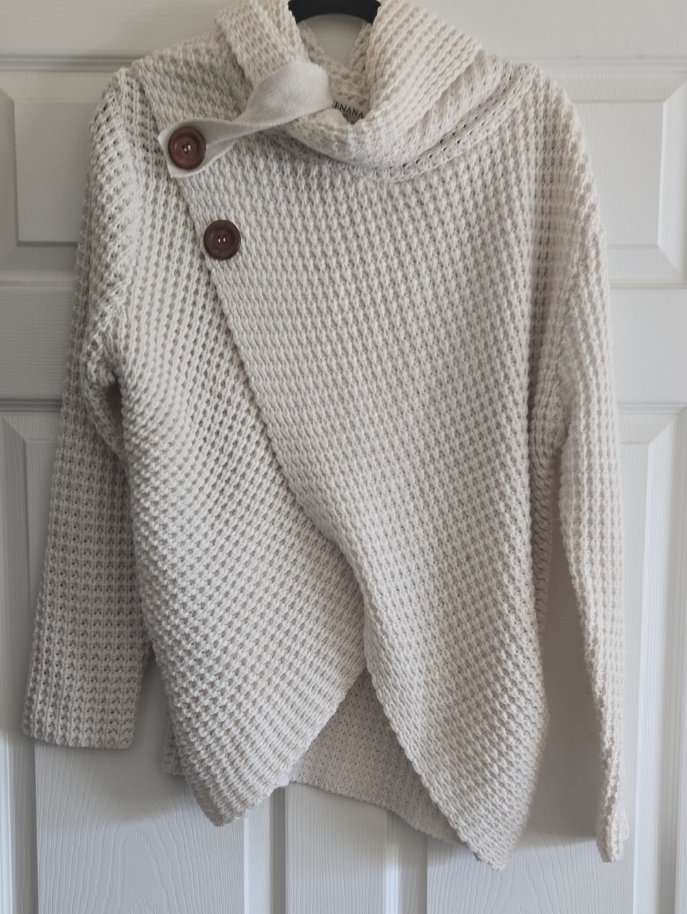 Cozy Women's Cream Button-Accent Knit Sweater